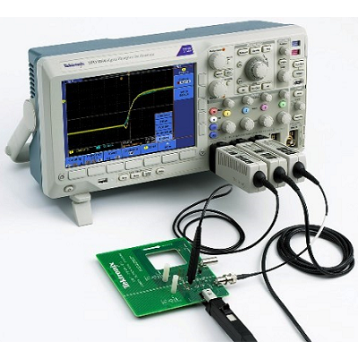 Tektronix DPO3034 4 Channel 300 MHz Digital Oscilloscope 2.5 GSa/s