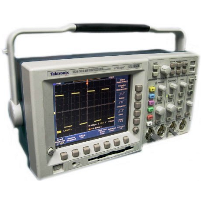 Tektronix TDS3014B 4 Channel 100 MHz Digital Oscilloscope 1.25 GSa/s